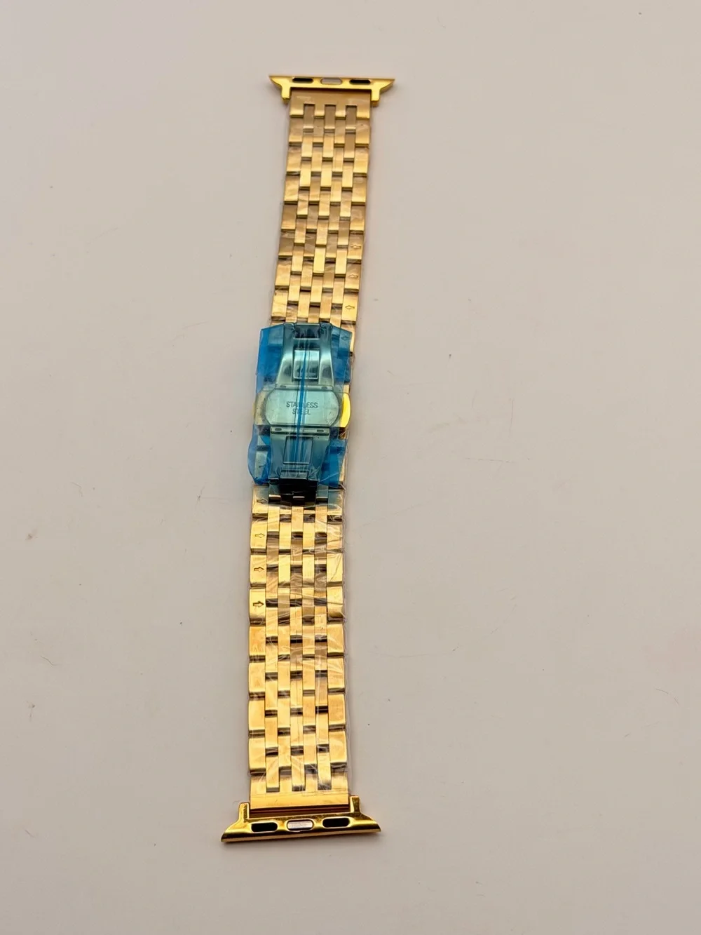 The Unbranded Brand apple watch